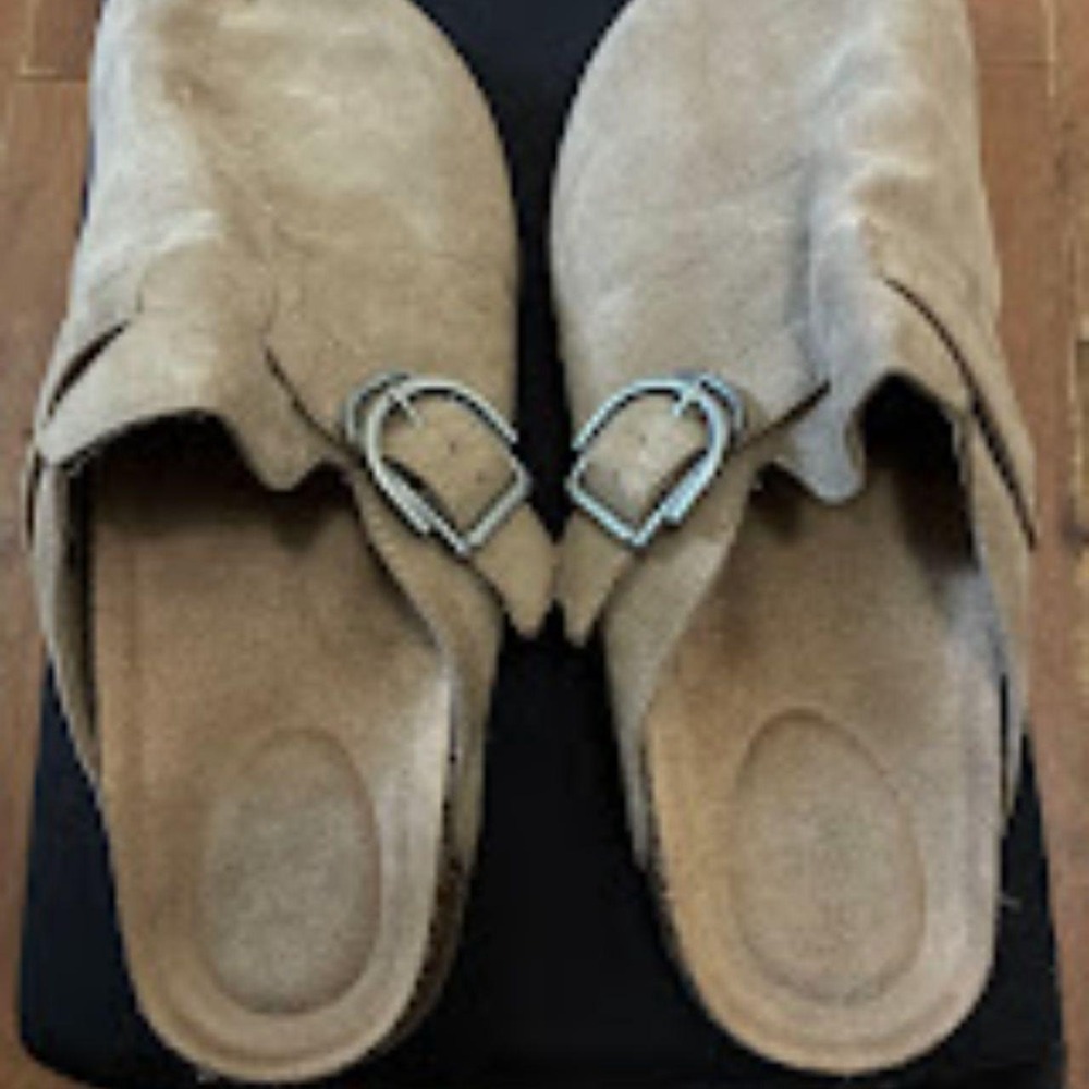 Time & Tru Womens Tan Suede Sandals Clogs Buckle Mules Size 10 Brown